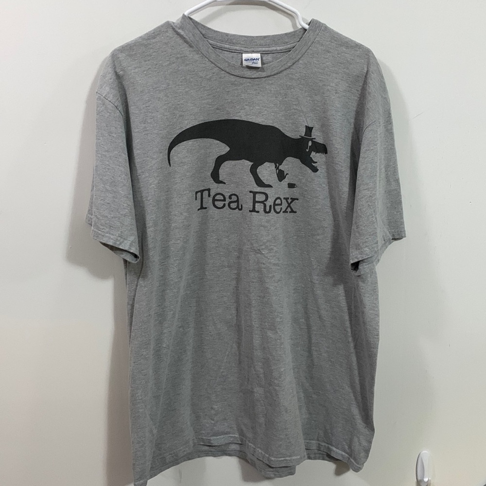 Gildan Men’s Tea Rex t-shirt Size XL very good condition